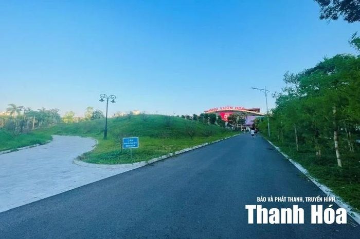 Công viên Hội An sau khi được cải tạo, nâng cấp mở ra không gian thoáng đãng, sạch đẹp.