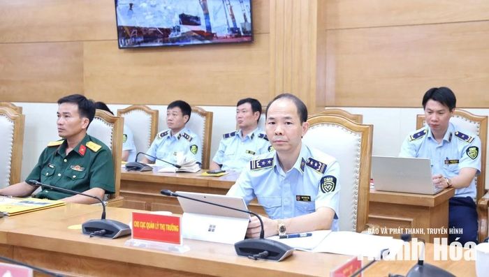Đại diện lãnh đạo Chi cục Quản lý thị trường Thanh Hóa dự hội nghị.