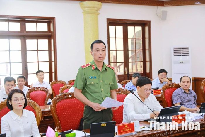 Giám đốc Công an tỉnh Tô Anh Dũng phát biểu tại hội nghị.