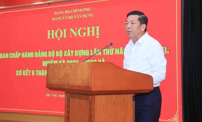 Bộ trưởng Bộ Xây dựng Trần Hồng Minh phát biểu kết luận hội nghị. Ảnh: Báo Xây Dựng