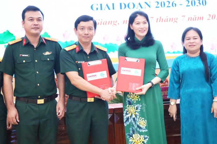 Ký kết phối hợp giữa Viettel An Giang và Hội Liên hiệp Phụ nữ tỉnh An Giang.