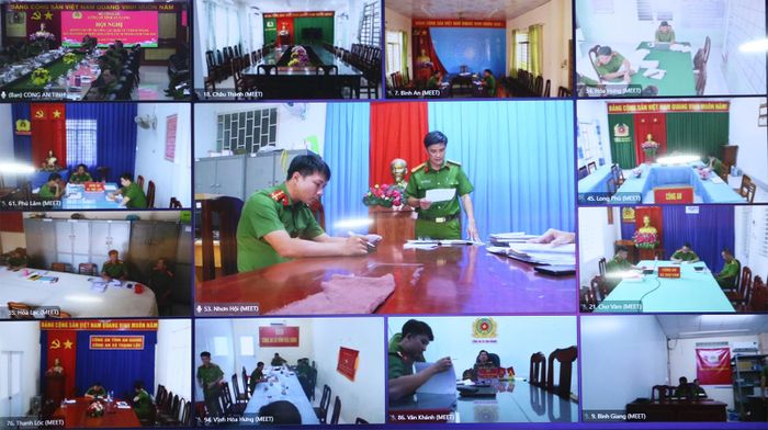 Hội nghị được kết nối trực tuyến đến Công an các xã, phường, đặc khu