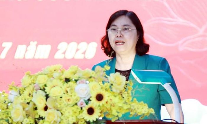  Phó Chủ tịch Thường trực HĐND tỉnh Trần Thị Hằng phát biểu chỉ đạo tại hội nghị. 