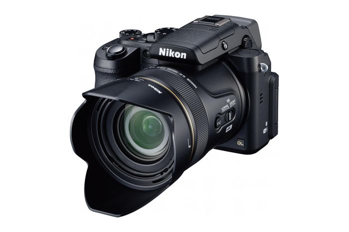 Phiên bản Nikon DL siêu zoom với ống kính 24 – 500 mm từng được công bố trước đây.