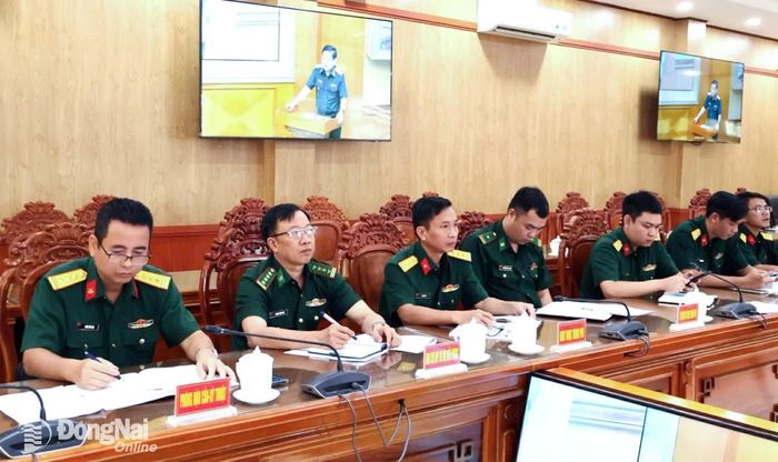 Đại biểu các cơ quan Bộ Chỉ huy Quân sự thành phố, Ban Chỉ huy Bộ đội Biên phòng thành phố và các đại biểu dự hội nghị. Ảnh: Nguyệt Hà