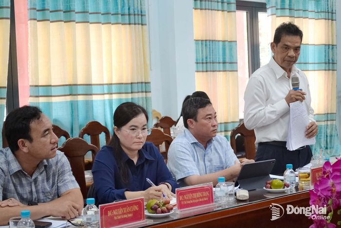 Ủy viên Ban Thường vụ Thành ủy, Chủ nhiệm Ủy ban Kiểm tra Thành ủy Trần Trung Nhân phát biểu tại buổi làm việc. Ảnh: Phương Hằng