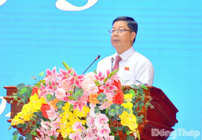 Đồng chí Trần Thanh Nguyên, báo cáo tổng hợp ý kiến, kiến nghị của cử tri trước Kỳ họp thường lệ giữa năm 2026.