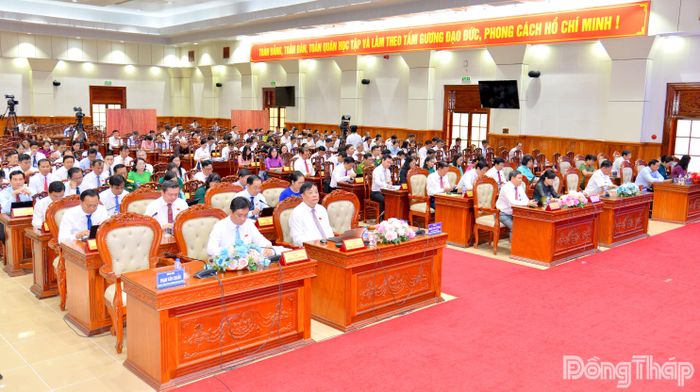Quang cảnh kỳ họp