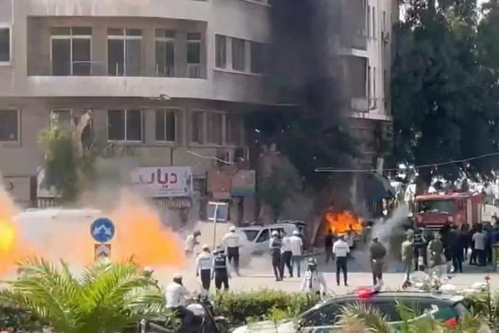 Vụ nổ gần khách sạn Four Seasons ở Damascus. Ảnh: Reuters