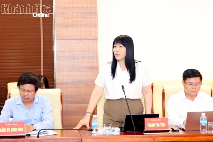 Lãnh đạo Thanh tra tỉnh báo cáo một số nội dung tại hội nghị.