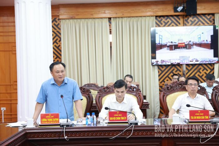Đồng chí Lương Trọng Quỳnh, Ủy viên Ban Thường vụ Tỉnh ủy, Trưởng Ban Nội chính Tỉnh ủy phát biểu tại hội nghị