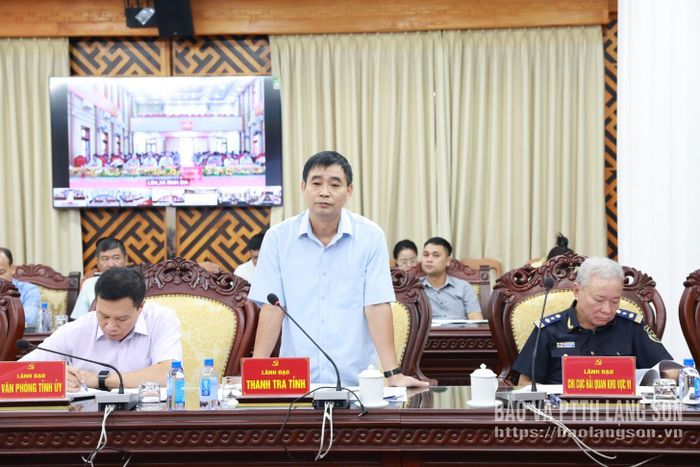 Lãnh đạo Thanh tra tỉnh phát biểu tại hội nghị