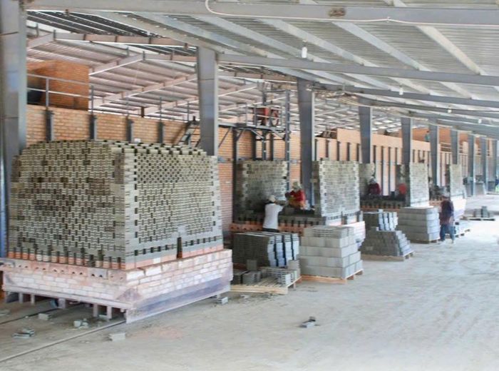 Sản xuất gạch Tuy nen ở xã Nam Thành