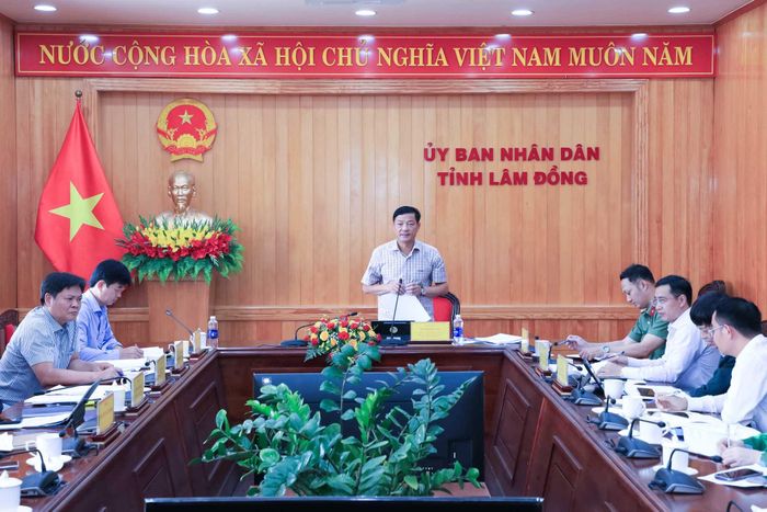 Tổ công tác số 1 do Phó Chủ tịch Thường trực UBND tỉnh Lê Trọng Yên làm Tổ trưởng duy trì họp định kỳ, đẩy nhanh tiến độ tháo gỡ khó khăn, vướng mắc cho các dự án ngoài ngân sách