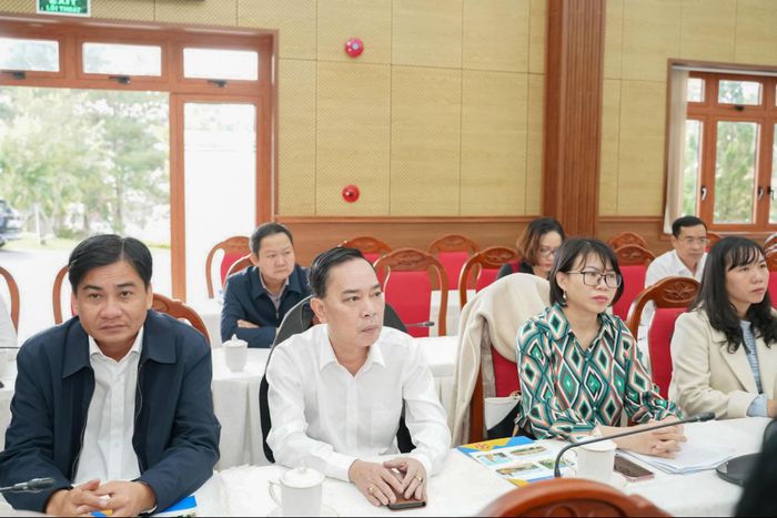 Lãnh đạo các cơ quan, đơn vị trên địa bàn Lâm Đồng tham dự lễ phát động phong trào thi đua