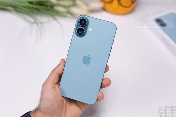 iPhone 16 Plus