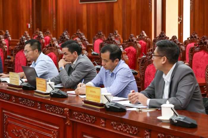Các đại biểu tham dự hội nghị