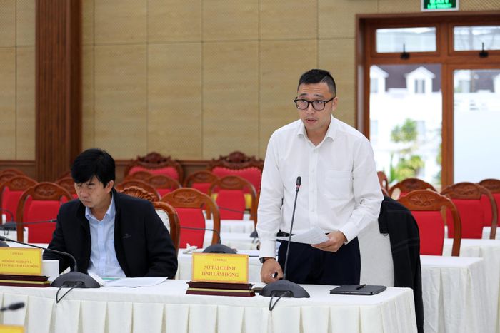 Lãnh đạo Sở Tài chính báo cáo kết quả tăng trưởng "2 con số" 6 tháng đầu năm và triển khai nhiệm vụ 6 tháng cuối năm 2026 của các sở, ngành, địa phương