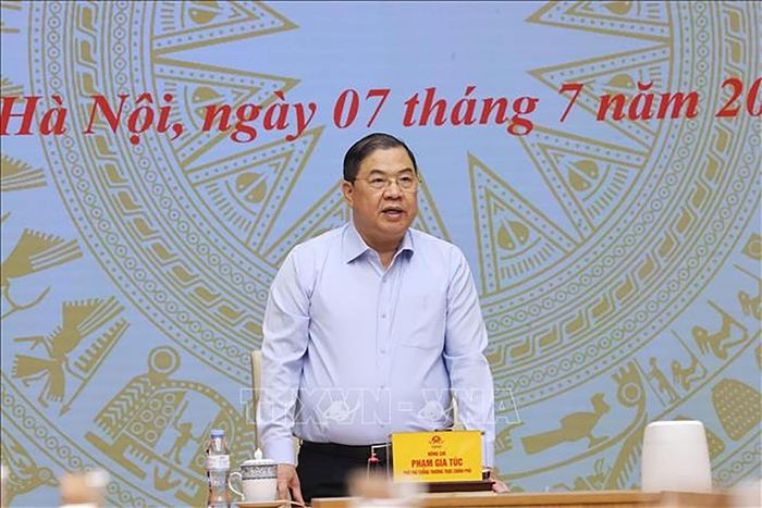 Phó Thủ tướng Thường trực Chính phủ Phạm Gia Túc, Trưởng Ban Chỉ đạo quốc gia chống buôn lậu, gian lận thương mại và hàng giả phát biểu chỉ đạo. Ảnh: Lâm Khánh/TTXVN