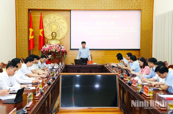 Đồng chí Trần Huy Tuấn, Ủy viên Trung ương Đảng, Bí thư Tỉnh ủy, Trưởng Ban Chỉ đạo phát biểu kết luận tại hội nghị.