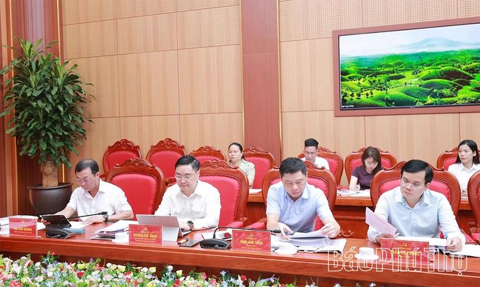 Các đại biểu dự hội nghị. 