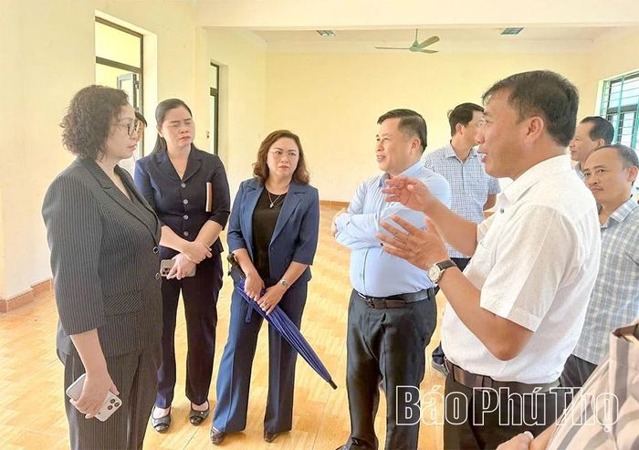 Đoàn khảo sát kiểm tra thực địa công tác đầu tư, xây dựng khu tái định cư Táu Nà.
