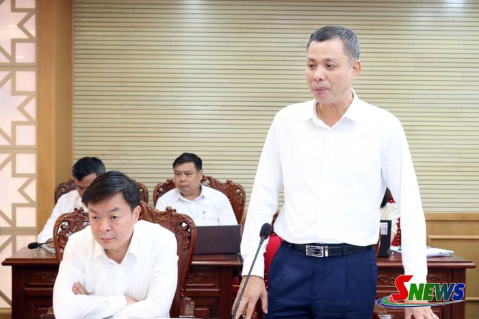 Đồng chí Nguyễn Thành Công, Phó Chủ tịch UBND tỉnh, phát biểu tại hội nghị.