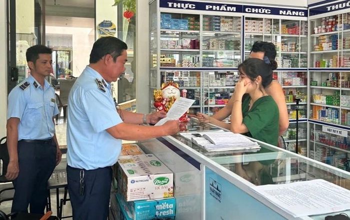 Lực lượng chức năng tổ chức kiểm tra, kiểm soát hoạt động kinh doanh tại TP. Huế