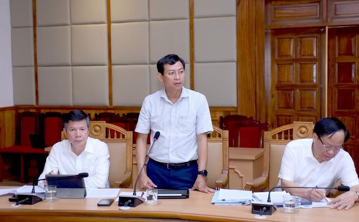  Đại biểu tham gia thảo luận các mục tiêu kinh tế - xã hội