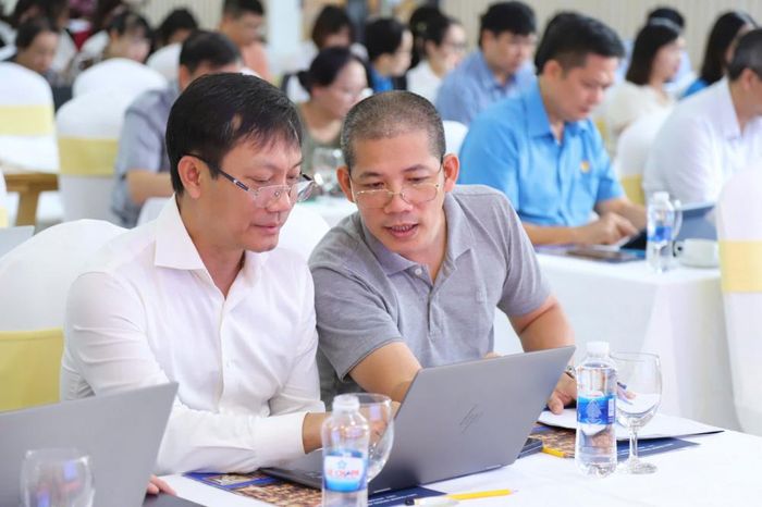 Thời gian tới Công đoàn Công Thương Việt Nam sẽ tiếp tục triển khai các chương trình đào tạo chuyên sâu nhằm nâng cao năng lực số cho đội ngũ cán bộ công đoàn các cấp