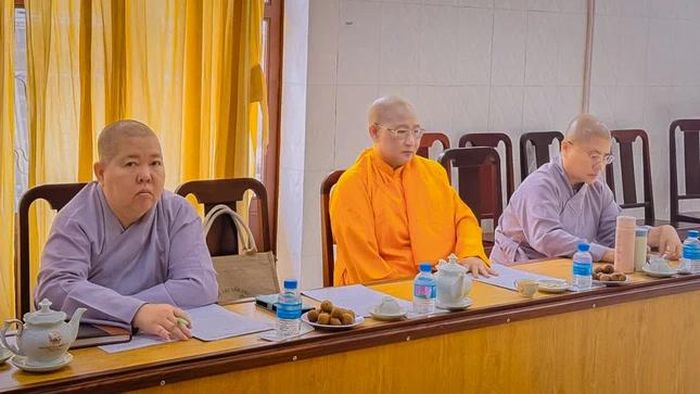 Chư Ni tham dự