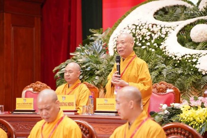 Hòa thượng Thích Bảo Nghiêm phát biểu đúc kết phiên làm việc ngày đầu tiên