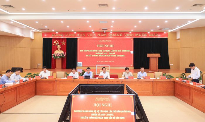 Hội nghị thống nhất thông qua điều chỉnh cơ cấu, số lượng nhân sự bổ sung Ban Chấp hành Đảng bộ Bộ Xây dựng khóa I, nhiệm kỳ 2025 - 2030 (Ảnh: Tạ Hải).