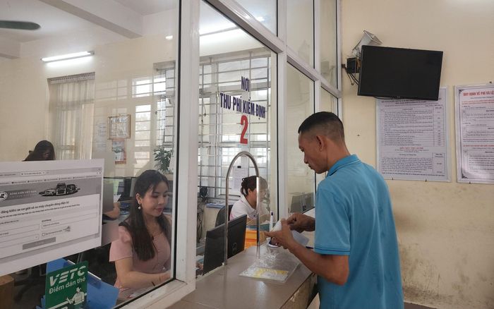 Quy trình đăng kiểm thuận lợi, người dân tiết kiệm thời gian.