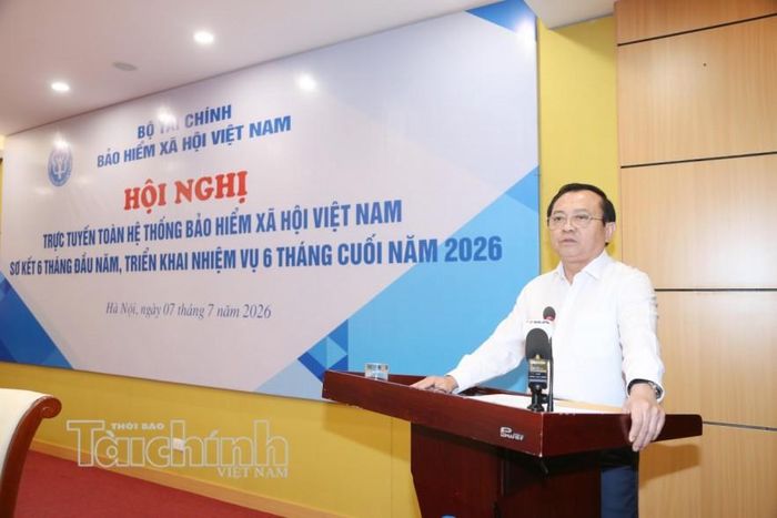 Thứ trưởng Lê Tấn Cận phát biểu chỉ đạo. Ảnh: Đức Minh