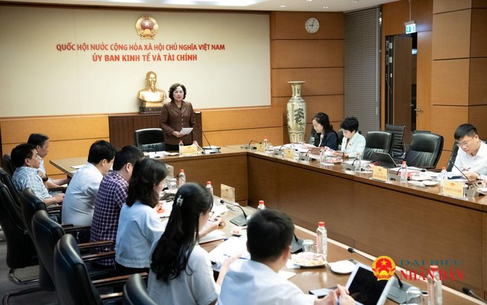 Quang cảnh cuộc làm việc