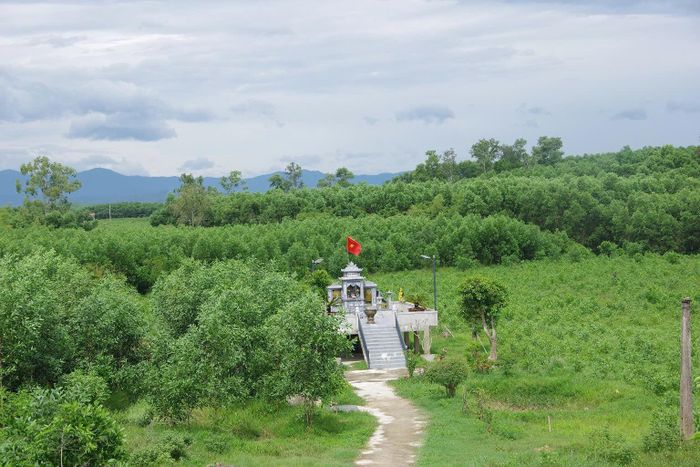 Khu vực Câu Nhi, xã Nam Hải Lăng tỉnh Quảng Trị nơi được lực lượng chức năng nghi hiện có mộ liệt sĩ tập thể còn nằm lại ở đây