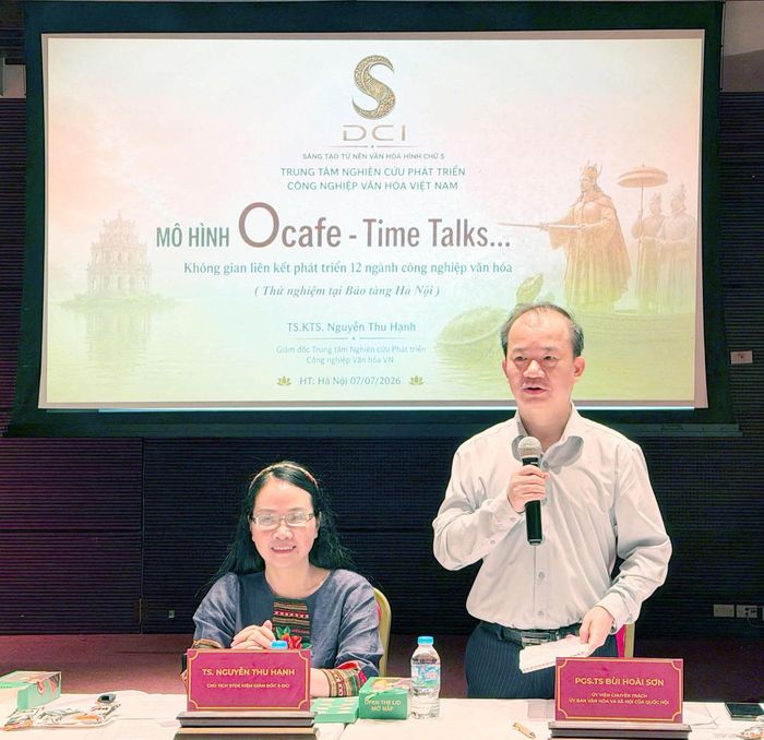PGS.TS. Bùi Hoài Sơn, ĐBQH hoạt động chuyên trách tại Ủy ban Văn hóa và Xã hội phát biểu tại tọa đàm