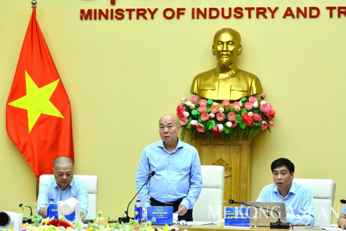 Hội nghị giao ban Thương vụ quý 2/2026 do Cục trưởng Cục Xúc tiến thương mại Vũ Bá Phú chủ trì. Ảnh: Lê Hồng Nhung - Mekong ASEAN