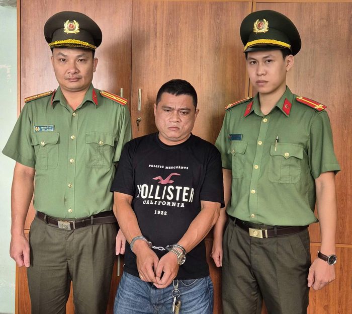 Huỳnh Nhật Phương bị bắt giữ.