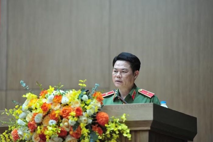 Thiếu tướng Nguyễn Hữu Mạnh, Cục trưởng Cục An ninh nội địa phát biểu tại hội nghị.
