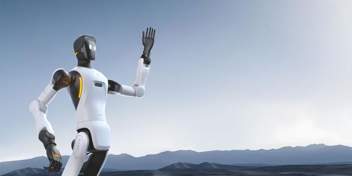 Agibot G2, một loại robot thao tác di động có bánh xe với phần thân trên hình người được thiết kế cho các nhiệm vụ công nghiệp bao gồm xử lý vật liệu, kiểm tra và hỗ trợ dây chuyền sản xuất. Ảnh: AGIBOT