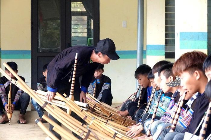 Nốt khèn tâm huyết giữ hồn cốt cha ông. Ảnh: Trọng Bảo