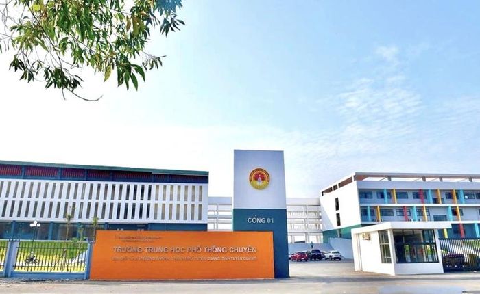 Trường Trung học phổ thông chuyên Tuyên Quang. Ảnh: FBNT