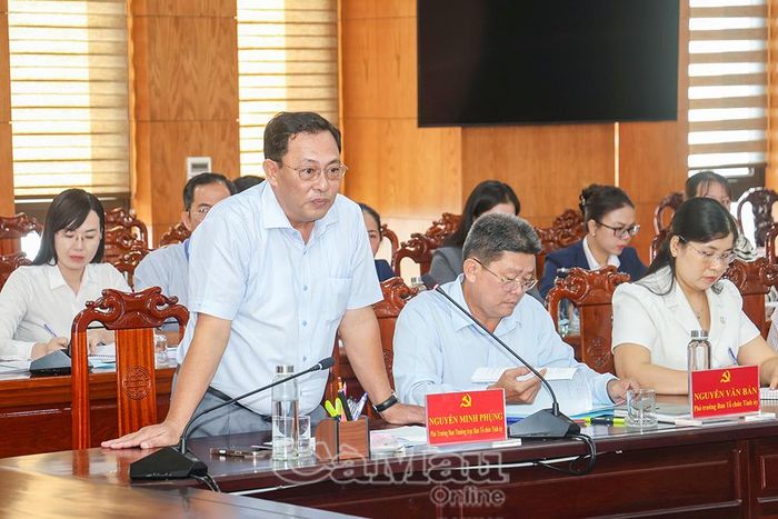  Theo Phó Trưởng ban Thường trực Ban Tổ chức Tỉnh ủy Nguyễn Minh Phụng, cần có sự phối hợp chặt chẽ giữa các cơ quan Đảng và khối Nhà nước, nhằm nâng cao hiệu quả công tác theo dõi, đánh giá cán bộ, công chức qua phần mềm KPI.