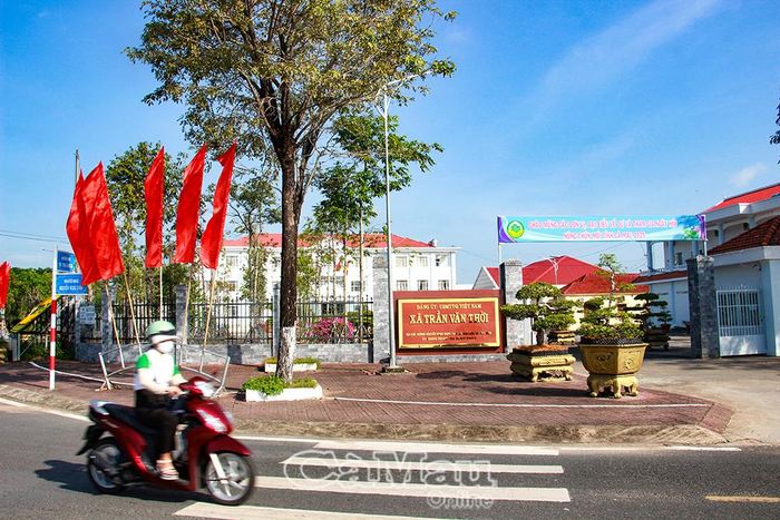 Xã Trần Văn Thời là 1 trong 20 xã, phường động lực, trọng điểm trên địa bàn tỉnh được bổ sung 1 Phó Chủ tịch UBND và tăng thêm 1 phòng chuyên môn theo Thông báo 708-TB/TU, ngày 13/5/2026 của Tỉnh ủy Cà Mau.