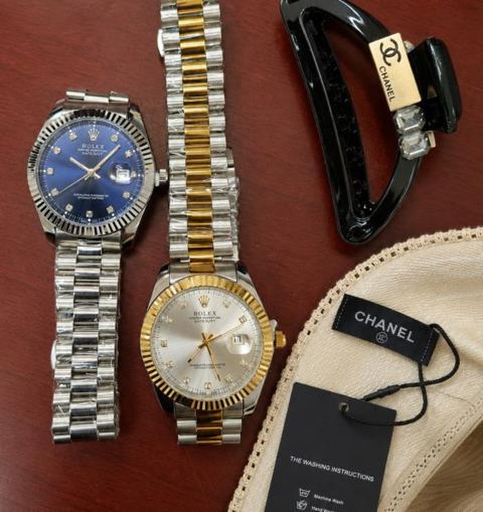 Hải quan phát hiện container chứa hơn 5.000 sản phẩm giả mạo nhãn hiệu Rolex, Gucci, Chanel và Louis Vuitton