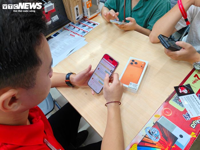 iPhone 17 series đứng trước nguy cơ tăng giá tại Việt Nam. (Ảnh: Thụy Phương)