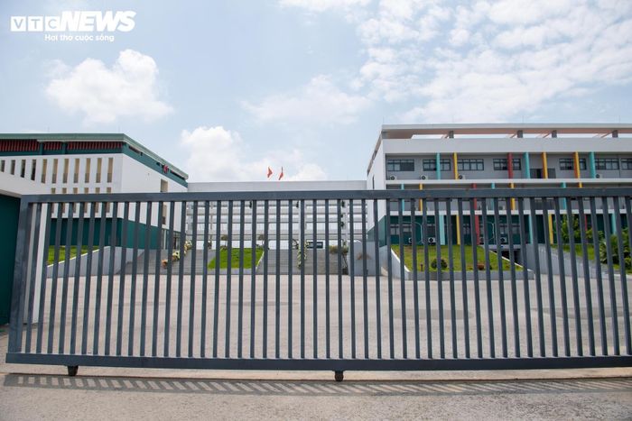 Hiện vụ việc liên quan đến kết quả kỳ thi tốt nghiệp THPT năm 2026 tại Điểm thi Trường THPT Chuyên Tuyên Quang vẫn đang được các cơ quan chức năng tiếp tục điều tra, xác minh theo quy định.