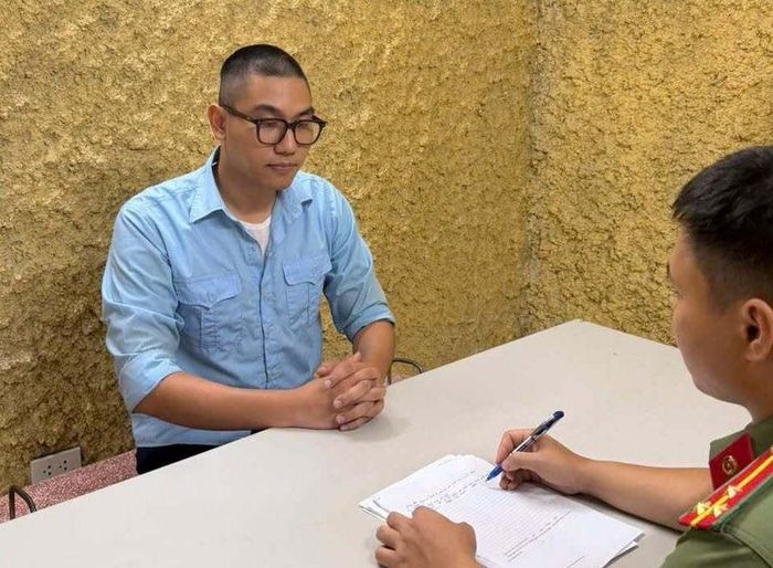 Bị can Trần Việt Anh. (Ảnh: Công an Hà Nội)